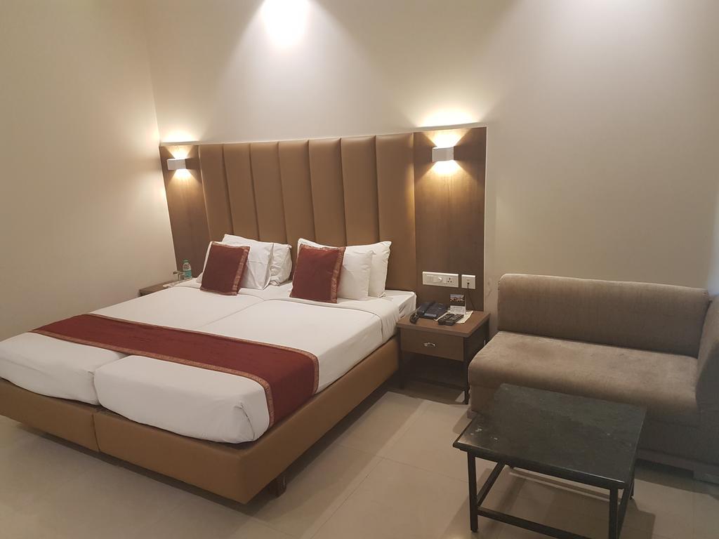 Grand Hotel Agra  Extérieur photo